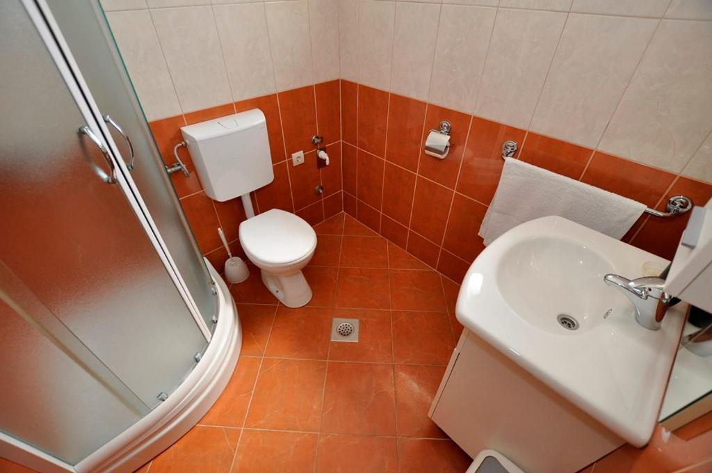 דרזניצה Apartmani Martinovka מראה חיצוני תמונה